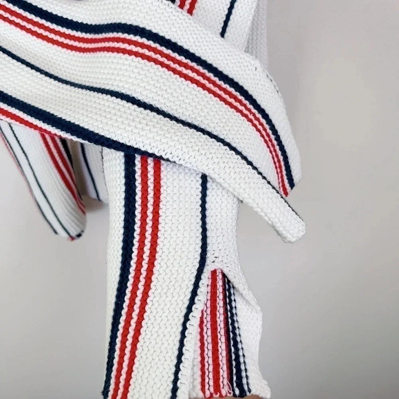 Frame Cropped  Crew Neck Sweater - Picture 9 of 14